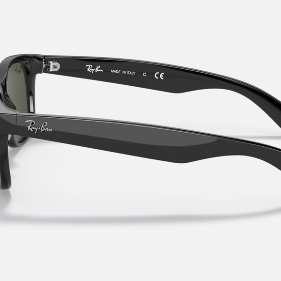 Ray-Ban New Wayfarer Classic sunglasses (RB2140). Black frame/green lenses - Picture 10 of 12